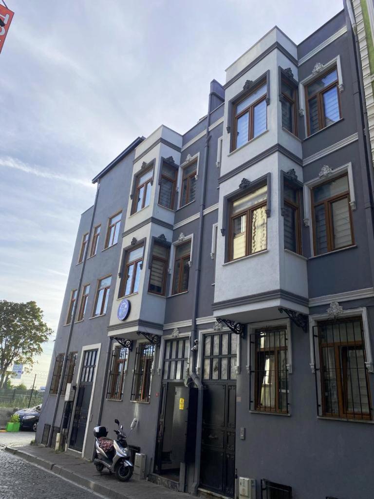 Hradission Otel Kaifa Istanbul Exteriör bild