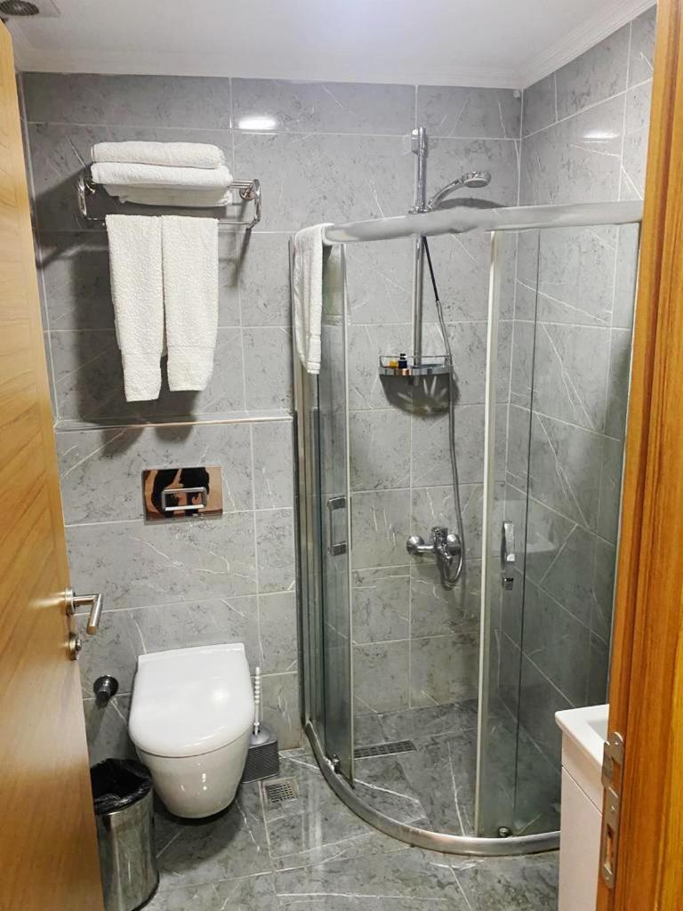 Hradission Otel Kaifa Istanbul Exteriör bild