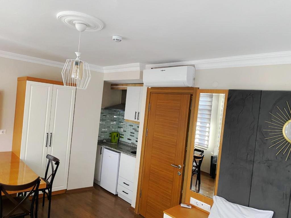 Hradission Otel Kaifa Istanbul Exteriör bild
