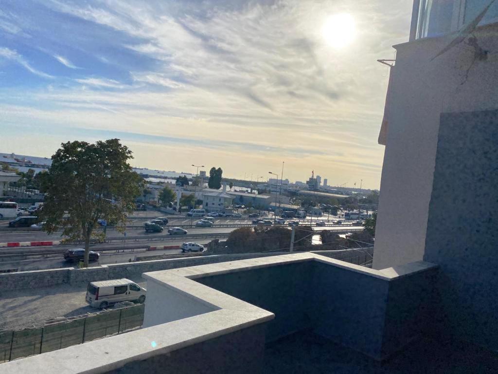 Hradission Otel Kaifa Istanbul Exteriör bild